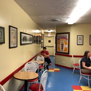 Dairy Queen - Limited inside seating area - Ice Cream & Frozen Yogurt Near Me - Park Ridge, Illinois
