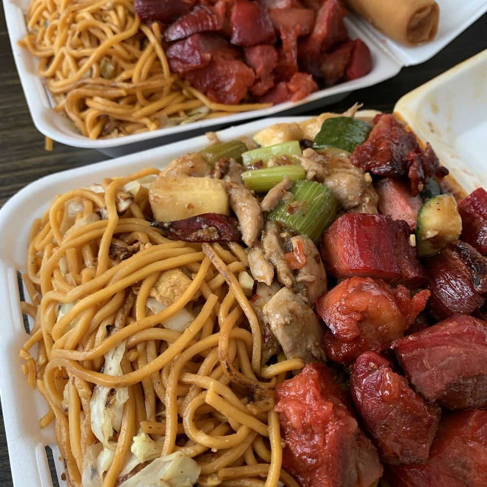 Daily China Express - Built Your Combo with 2 Items Portions are Great! - Chinese Near Me - Los Angeles, California