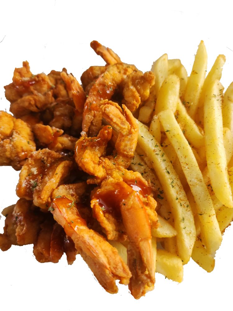 Gees Wings n Things Logo