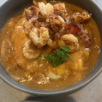 Southern Kitchen - Shrimp and Grits - Southern Near Me - Richmond, Virginia