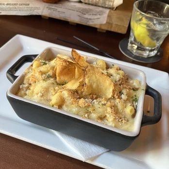 The Kerryman - Macaroni and Smoked Gouda - Irish Near Me - Chicago, Illinois The Kerryman - Macaroni and Smoked Gouda - Irish Near Me - Chicago, Illinois