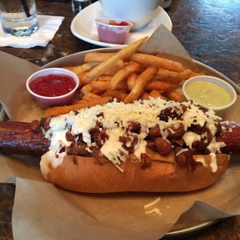 Biggio's - Hot dogs. So good but so big. Come hungry or forget it. - Sports Bars Near Me - Houston, Texas Biggio's - Hot dogs. So good but so big. Come hungry or forget it. - Sports Bars Near Me - Houston, Texas