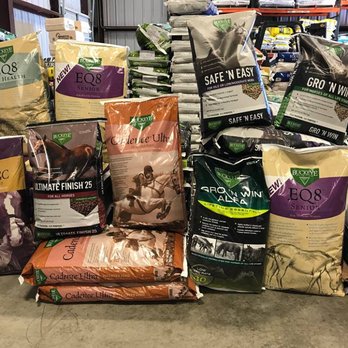 Oregon Farm Center - Buckeye Horse Feed, Purina Horse Feed, ADM Horse Feed, Doctors Choice Supplements - Pet Stores Near Me - Oregon, Wisconsin Oregon Farm Center - Buckeye Horse Feed, Purina Horse Feed, ADM Horse Feed, Doctors Choice Supplements - Pet Stores Near Me - Oregon, Wisconsin