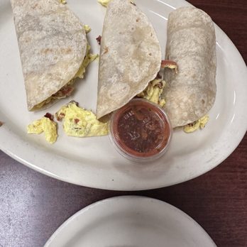 Compadres Texas Cafe - Breakfast Tacos 6" Small - Tex-Mex Near Me - OakRidge North, Texas
