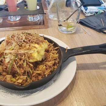 Hash Kitchen - Fried Chicken Hash - Breakfast & Brunch Near Me - Chandler, Arizona