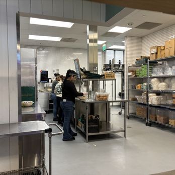 sweetgreen - Healthy Salads, Wraps, and Bowls - View into the kitchen - Salad Near Me - Hackensack, New Jersey