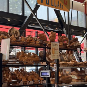 Boudin - Bakeries Near Me - San Francisco, California