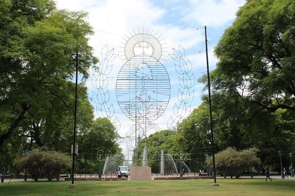 Plaza Independencia by null