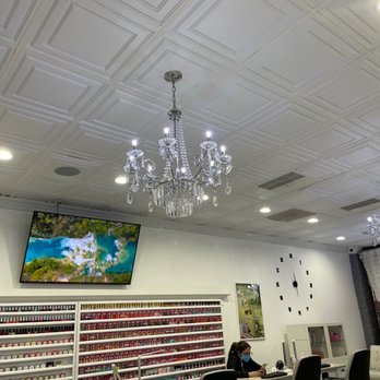 TNT Nail Spa - Do pretty - Nail Salons Near Me - Dublin, California