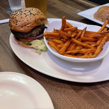 Yard House - Burger + sweet potato fries - New American Near Me - Honolulu, Hawaii Yard House - Burger + sweet potato fries - New American Near Me - Honolulu, Hawaii