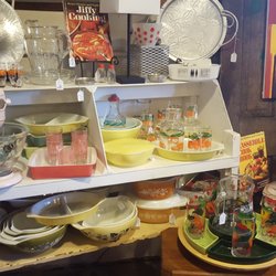 Details A Studio Of Antiques - Back to the 60s!