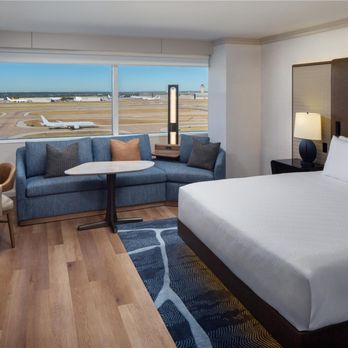 Grand Hyatt DFW - Guest Room - Hotels Near Me - Dallas, Texas Grand Hyatt DFW - Guest Room - Hotels Near Me - Dallas, Texas