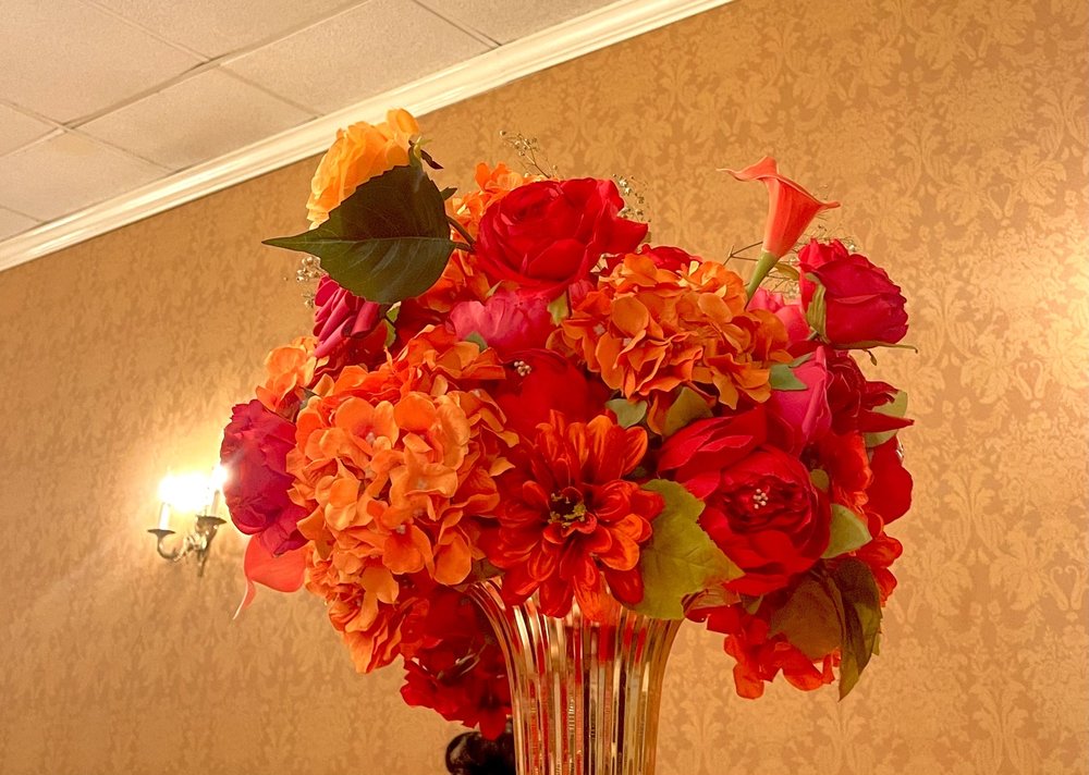 THE FORUM CATERERS Updated August 2024 32 Photos 4210 Primrose