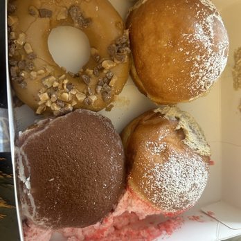 Bear Donut - Coffee, Milk Tea, Strawberry, and Tiramisu - Donuts Near Me - New York, New York