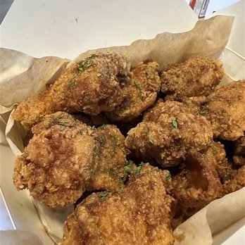 K Banchan x VONS chicken - Korean Near Me - Oakland, California