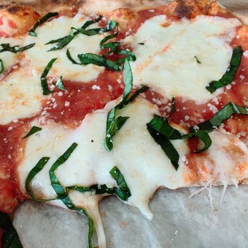 Foozo Artisan Pizza - Pizza Near Me - Miami Beach, Florida
