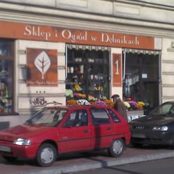 Sklep i ogród w Dębnikach
