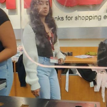 TJ Maxx - What happened to customer service? - Department Stores Near Me - Escondido, California TJ Maxx - What happened to customer service? - Department Stores Near Me - Escondido, California