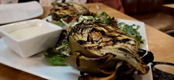 Crust Pizzeria by null