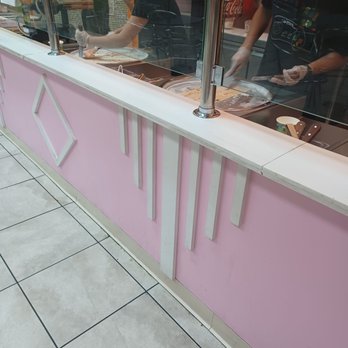 Ice King - a pink counter with a man serving food - Ice Cream & Frozen Yogurt Near Me - Montgomery, Alabama Ice King - a pink counter with a man serving food - Ice Cream & Frozen Yogurt Near Me - Montgomery, Alabama
