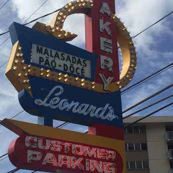 Leonard's Bakery - Bakeries Near Me - Honolulu, Hawaii