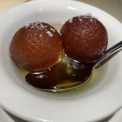 Anand Restaurant - Excellent gulab!