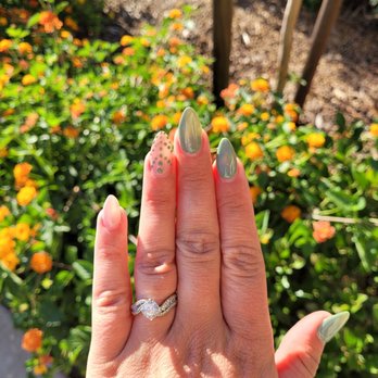 Inagar Nails Spa - Nail Salons Near Me - Roseville, California Inagar Nails Spa - Nail Salons Near Me - Roseville, California