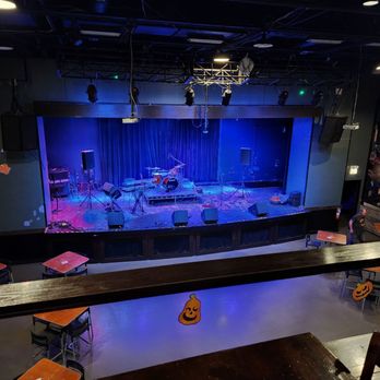 Durty Nellie’s - a stage set up for a concert - Music Venues Near Me - Palatine, Illinois
