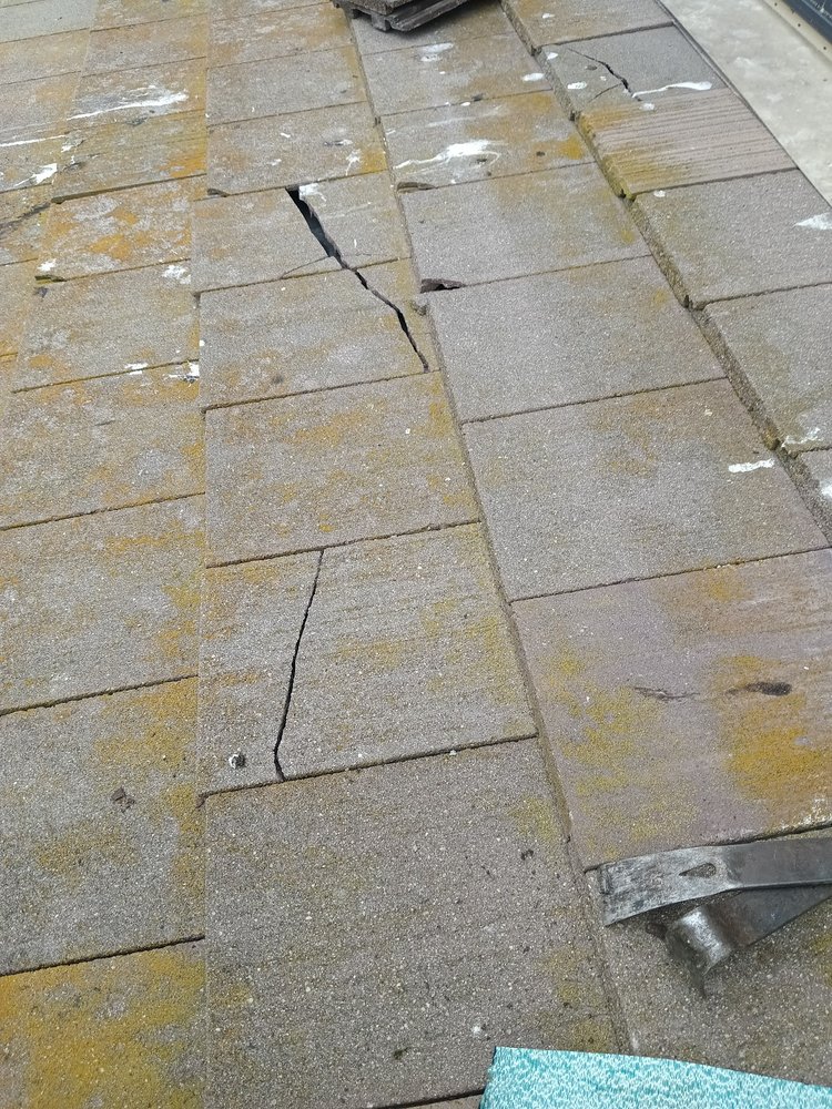 Slide of Rick's Roof & Gutter Cleaning Service