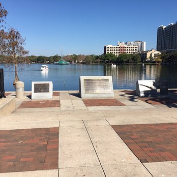 Lake Eola Park - Parks Near Me - Orlando, Florida