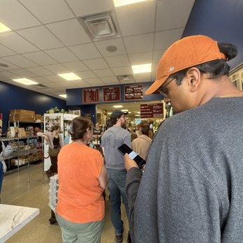Bubbies Bagels - Sunday morning crowd - Bagels Near Me - Traverse City, Michigan Bubbies Bagels - Sunday morning crowd - Bagels Near Me - Traverse City, Michigan