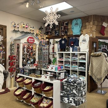 Village Alps - Candy Stores Near Me - Leavenworth, Washington Village Alps - Candy Stores Near Me - Leavenworth, Washington