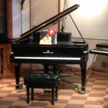 Historic RCA Studio B - Elvis's favorite piano. - Landmarks & Historical Buildings Near Me - Nashville, Tennessee Historic RCA Studio B - Elvis's favorite piano. - Landmarks & Historical Buildings Near Me - Nashville, Tennessee