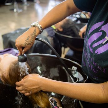 Hollywood Institute - deep treatment hair salon service - Cosmetology Schools Near Me - Margate, Florida