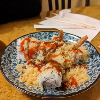 Kaigan Sushi - Double crunch roll. (Spicy) - Sushi Bars Near Me - Benicia, California Kaigan Sushi - Double crunch roll. (Spicy) - Sushi Bars Near Me - Benicia, California
