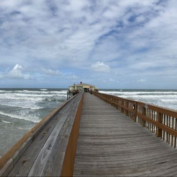 Crabby Joe's Deck & Grill - The pier - Seafood Near Me - Daytona Beach, Florida