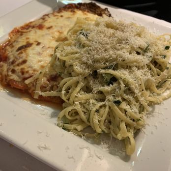 Ristorante Casa Mare - Veal Parmesan and garlic linguini - Italian Near Me - Pierrefonds, Quebec Ristorante Casa Mare - Veal Parmesan and garlic linguini - Italian Near Me - Pierrefonds, Quebec