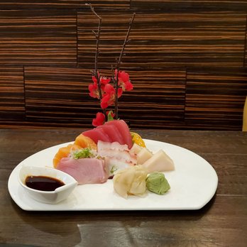 Dan Zai - Sashimi Assortment (Salmon, Tuna, White Tuna, Yellowtail, Octopus) - Sushi Bars Near Me - Green Brook Township, New Jersey Dan Zai - Sashimi Assortment (Salmon, Tuna, White Tuna, Yellowtail, Octopus) - Sushi Bars Near Me - Green Brook Township, New Jersey