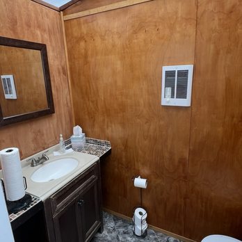 Tahuya Adventure Resort - Bathroom - Campgrounds Near Me - Belfair, Washington Tahuya Adventure Resort - Bathroom - Campgrounds Near Me - Belfair, Washington