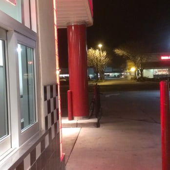 Rally's - view while standing at walk up - Burgers Near Me - Los Banos, California