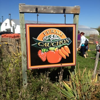 Ferme Arthur Cauchon - Sign at the entrance. - Farmers Market Near Me - Château-Richer, Quebec Ferme Arthur Cauchon - Sign at the entrance. - Farmers Market Near Me - Château-Richer, Quebec