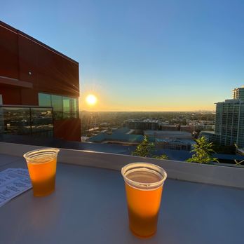 Skysill Rooftop Lounge - Scottsdale Blonde - Lounges Near Me - Tempe, Arizona Skysill Rooftop Lounge - Scottsdale Blonde - Lounges Near Me - Tempe, Arizona