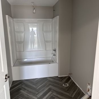 Lux Builders - Roofing Near Me Lux Builders - Roofing Near Me