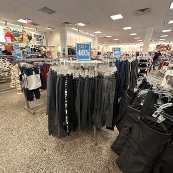 The Children's Place - Children's Clothing Near Me - Jackson, New Jersey