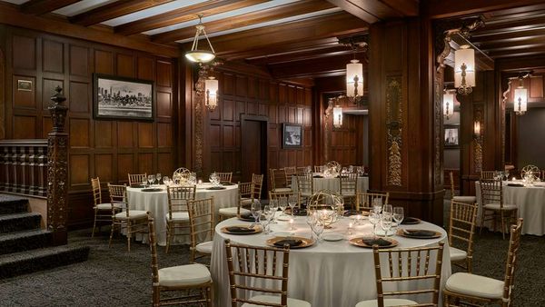 Hotel Phillips Kansas City, Curio Collection by Hilton by null