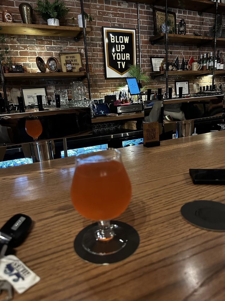 The Clove Hitch Beer Company