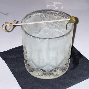 The Drake - Sophisticated Lady cocktail - Bars Near Me - Laguna Beach, California The Drake - Sophisticated Lady cocktail - Bars Near Me - Laguna Beach, California