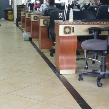 Fine Nails - Nail Salons Near Me - Atlanta, Georgia