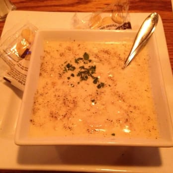 Harriman's Restaurant - Clam Chowder - American Near Me - West Dover, Vermont
