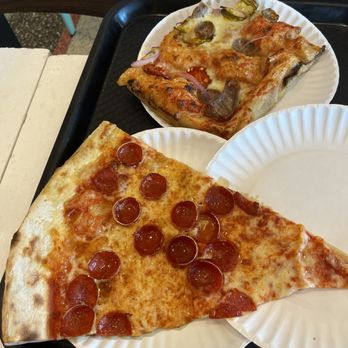 Pizza Ponte - Slices - Italian Near Me - Lake Buena Vista, Florida Pizza Ponte - Slices - Italian Near Me - Lake Buena Vista, Florida